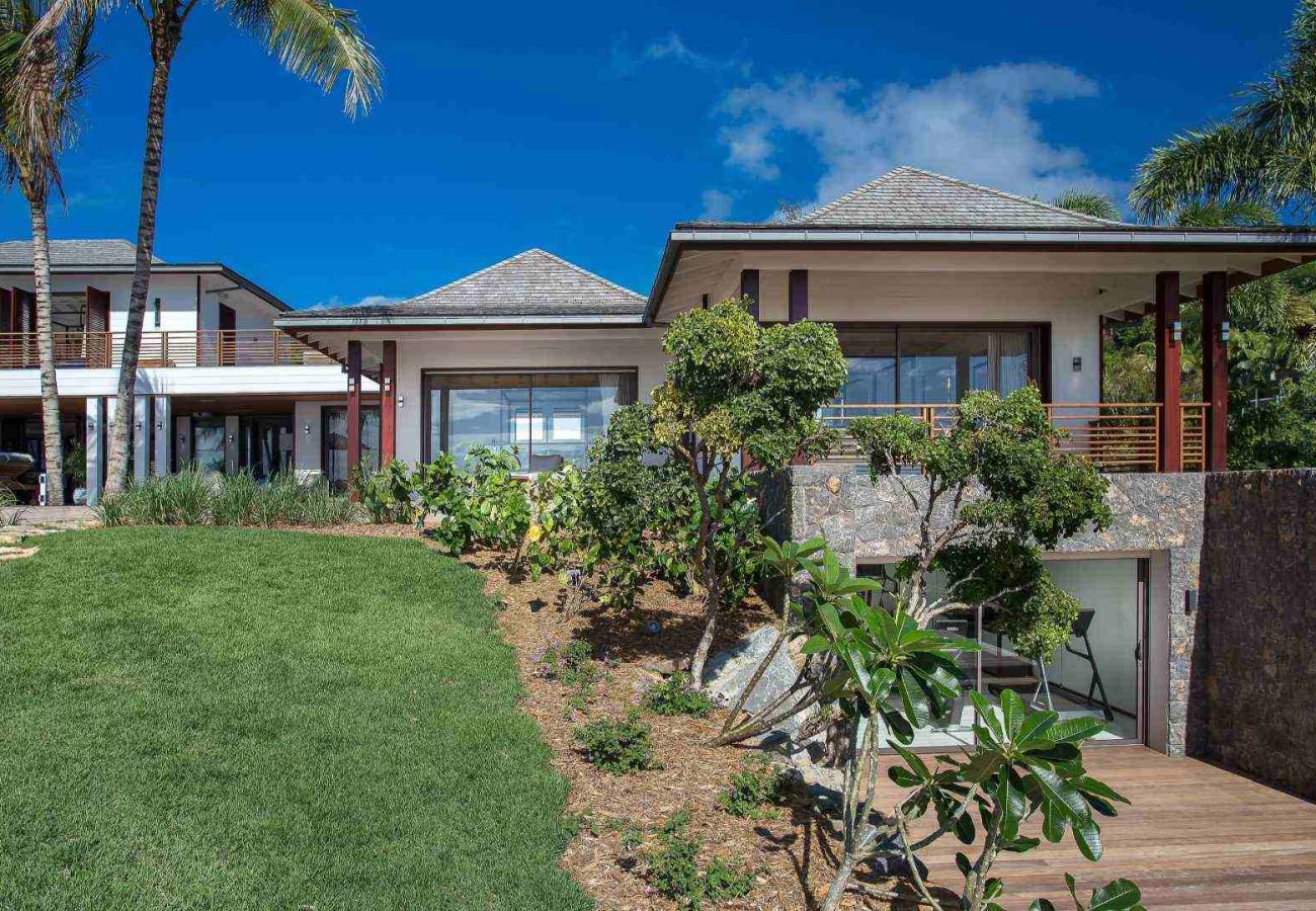 Villa in Saint Barthélemy - Maison Blanc Bleu St Barths 4-bd