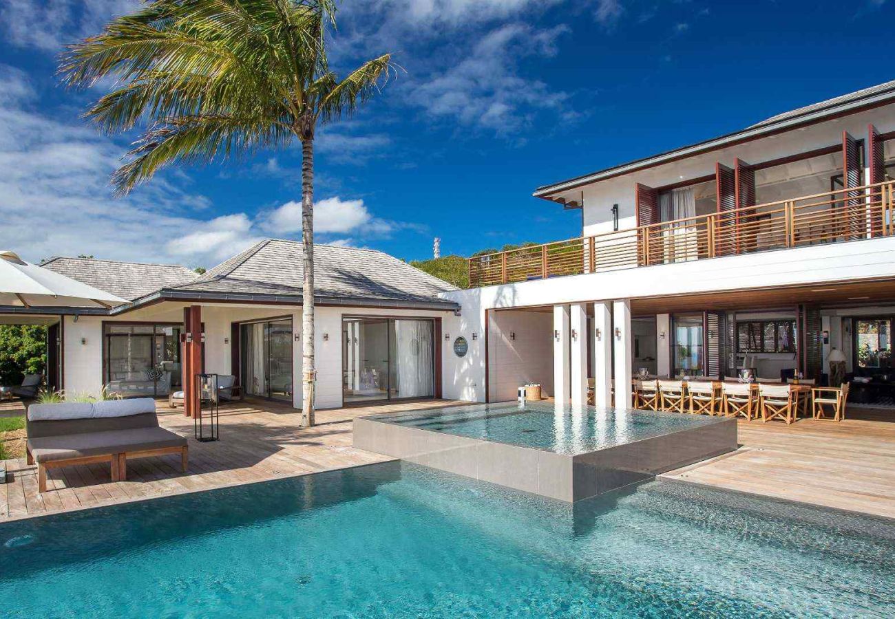 Villa in Saint Barthélemy - Maison Blanc Bleu St Barths 4-bd