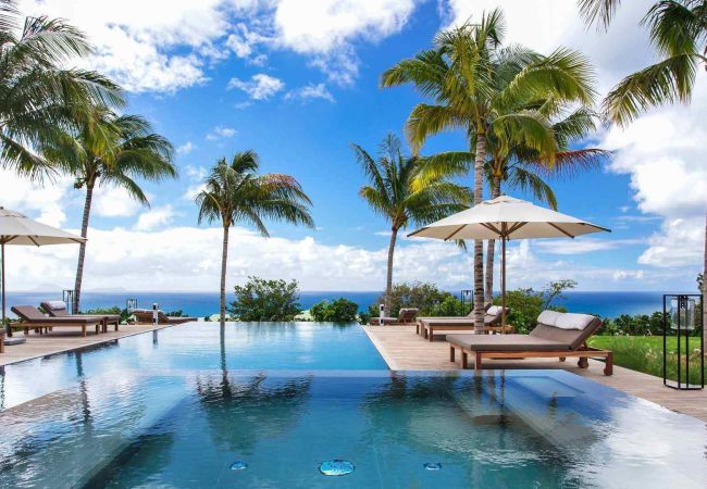 Villa in Saint Barthélemy - Maison Blanc Bleu St Barths 5-bd