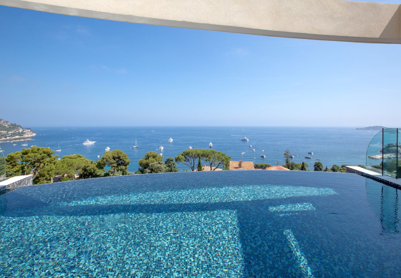 Villa in Eze - Villa Paradise Eze French Riviera 5-bd