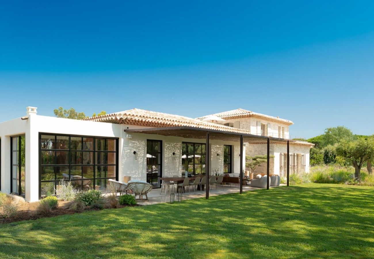 Villa in Ramatuelle - Villa Alocasia St Tropez French Riviera 5-bd