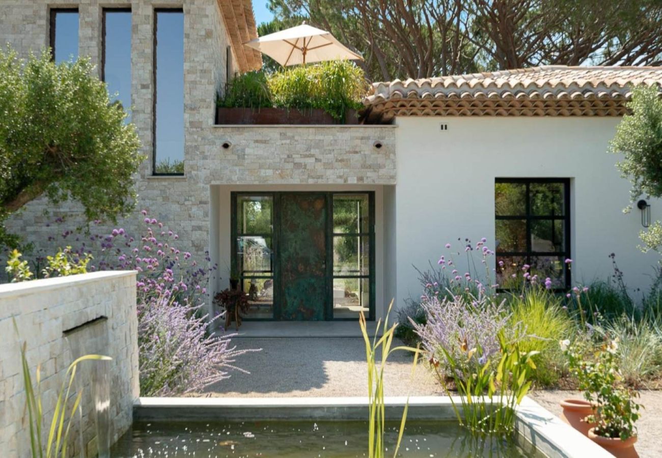 Villa in Ramatuelle - Villa Alocasia St Tropez French Riviera 5-bd