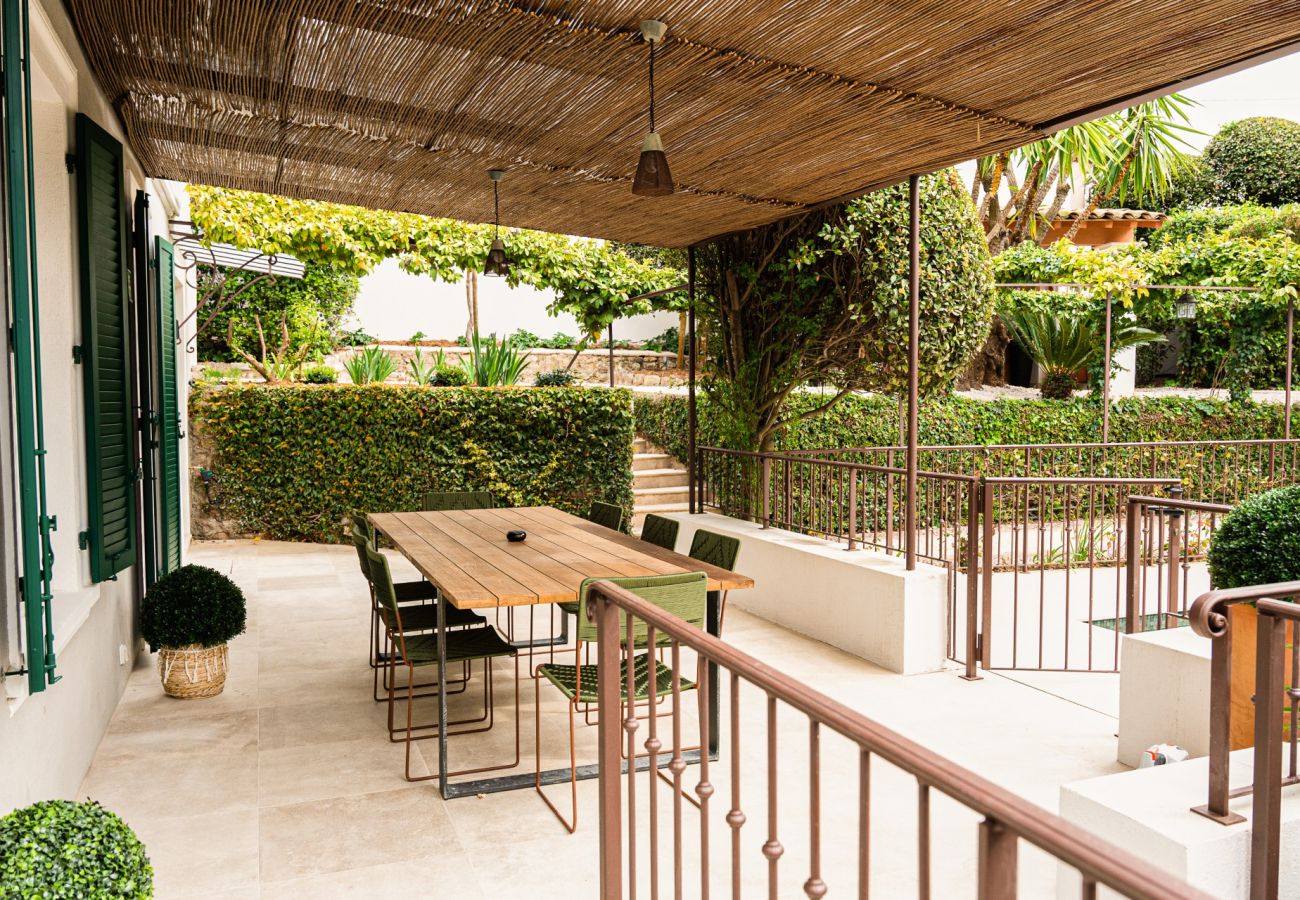 Villa in Cannes - Villa Saintpaulia Cannes French Riviera 5-bd