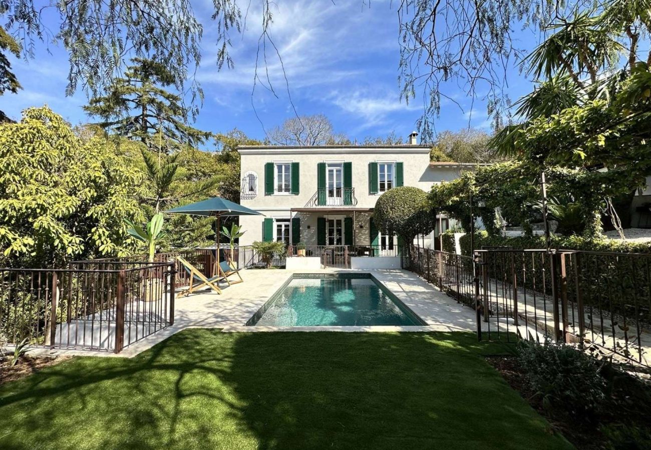 Villa in Cannes - Villa Saintpaulia Cannes French Riviera 5-bd