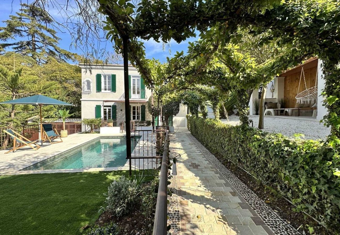 Villa in Cannes - Villa Saintpaulia Cannes French Riviera 5-bd