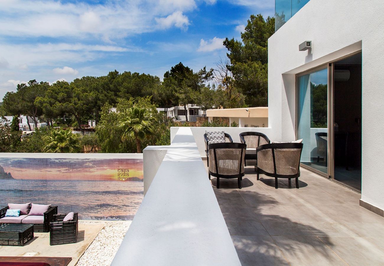 Villa in Santa Eulalia des Riu - Villa India Ibiza 6-bd
