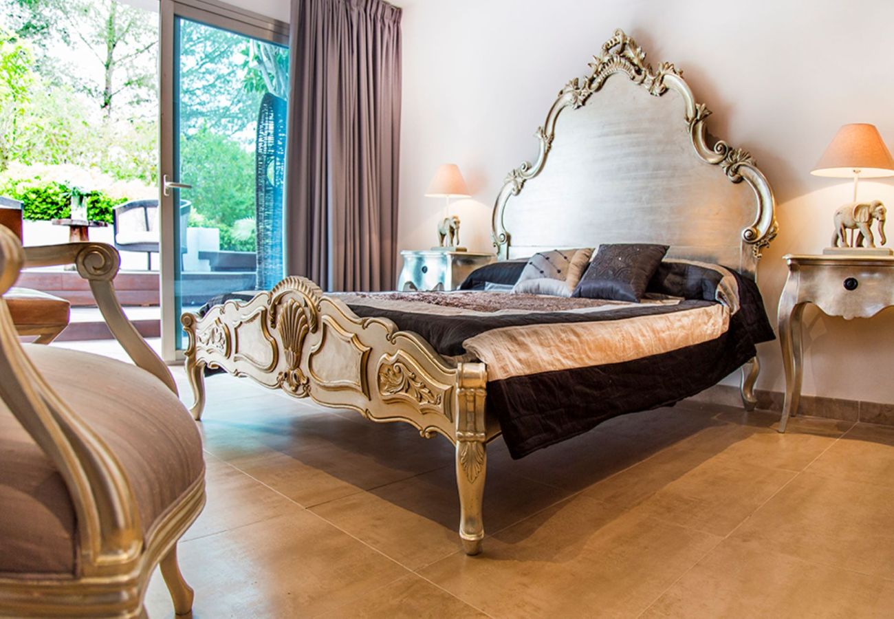 Villa in Santa Eulalia des Riu - Villa India Ibiza 6-bd